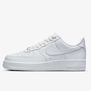 Nike Air Force 1 ‘07 (BRAND NEW W/ BOX)